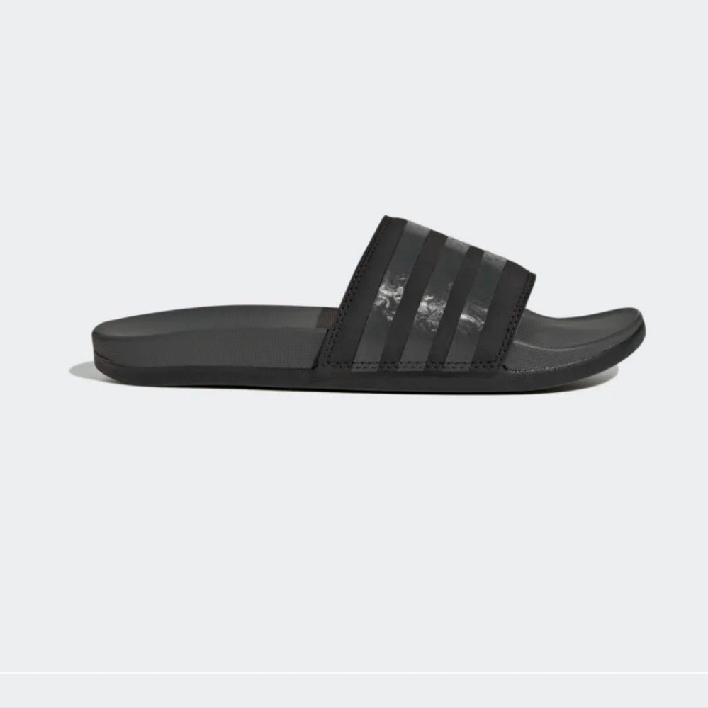 NWB Adidas Adilette Comfort Slides
